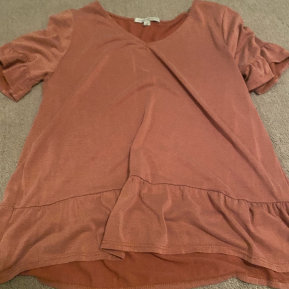 super cute mauve shirt